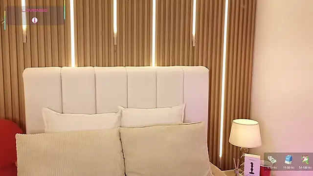 Dulcey  online show from February 17, 3:58 am