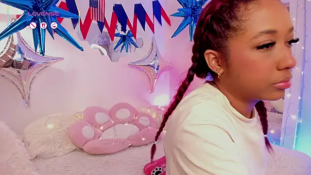 Snapshot of _Zahara_ chatting on July 10, 12:59 am Zahara online show from July 10, 12:59 am