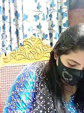 Snapshot of Sofia-0 chatting on October 13, 6:19 pm Sofia-0 online show from October 13, 6:19 pm