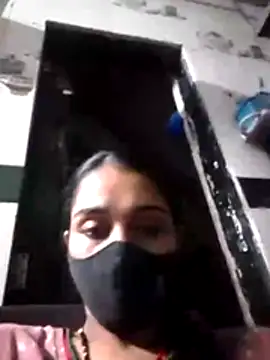 Snapshot of Zoya_G chatting on December 16, 8:14 pm Zoya G online show from December 16, 8:14 pm