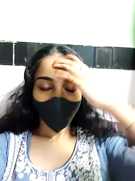 Snapshot of Zoya_G chatting on February 19, 10:22 am Zoya G online show from February 19, 10:22 am