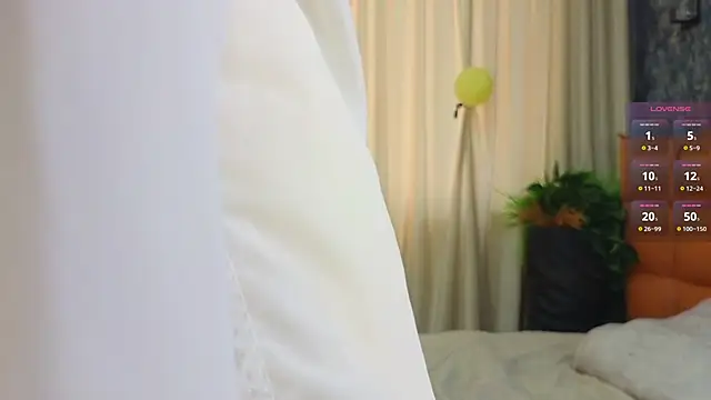 SoftBliss online show from October 20, 6:36 am
