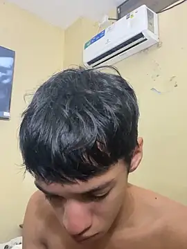 javi fer online show from March 31, 4:51 pm