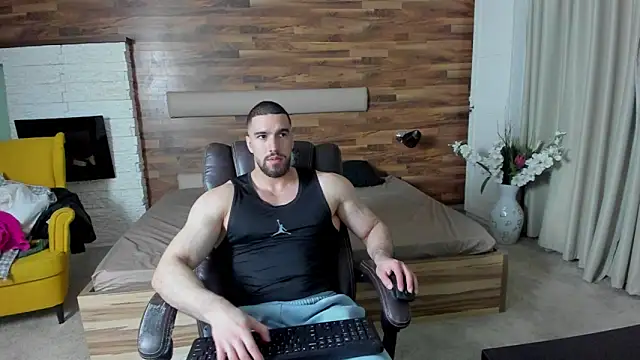 IvanHydee online show from April 4, 4:33 am