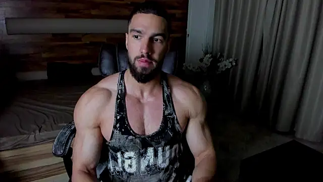 Snapshot of IvanHydee chatting on July 25, 4:32 am IvanHydee online show from July 25, 4:32 am