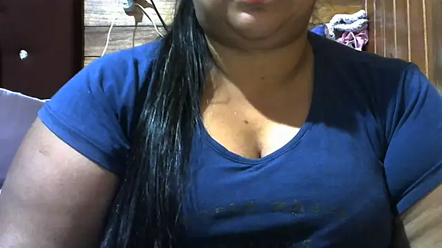 Snapshot of MARRENTINHA34 chatting on July 28, 11:37 pm MARRENTINHA34 online show from July 28, 11:37 pm