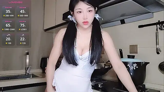 Snapshot of Coco--01 chatting on September 22, 11:51 pm Coco--01 online show from September 22, 11:51 pm