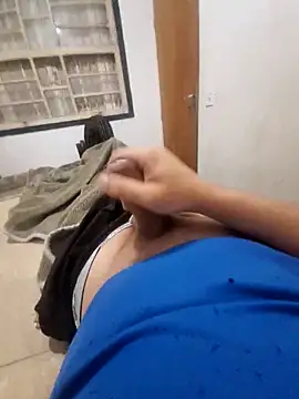 feehzungi0000 online show from March 31, 1:51 am