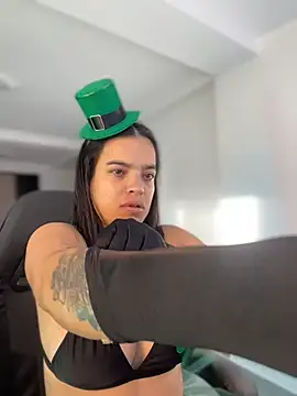 JuanitaMore01 online show from March 17, 10:13 pm