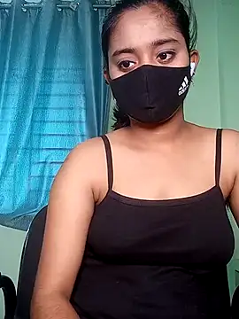 Snapshot of shrutee12 chatting on June 15, 9:11 am shrutee12 online show from June 15, 9:11 am