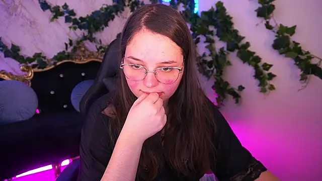 SophieDreamss online show from November 24, 2:39 pm