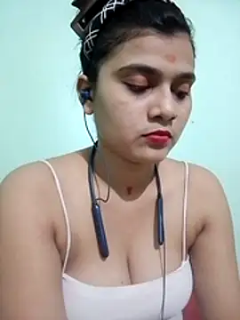 Kavya-Tiwari online show from June 9, 8:37 am