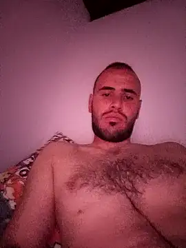 Snapshot of Jonathan12rr chatting on March 13, 9:10 pm Jonathan12rr online show from March 13, 9:10 pm