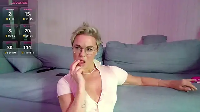 PleasureWeCouple online show from February 7, 10:41 am