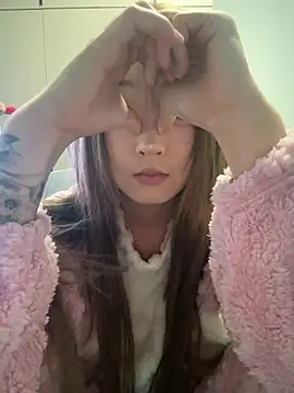 lelebaybay888 online show from February 3, 6:02 pm