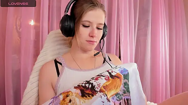 Anabel-Candy online show from October 15, 6:24 am