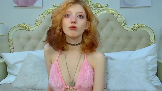 MistyMarlo online show from October 3, 6:10 am