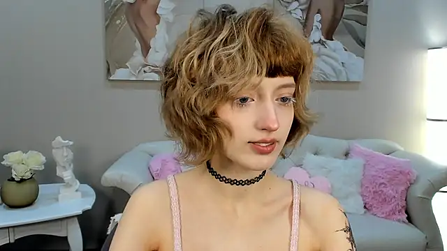 MistyMarlo online show from March 26, 5:57 am