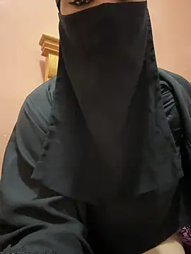  Laiali  online show from April 18, 12:53 pm