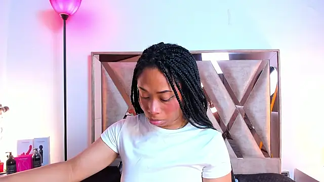 Snapshot of Katy_ortiiz chatting on May 13, 11:51 am Katy ortiiz online show from May 13, 11:51 am
