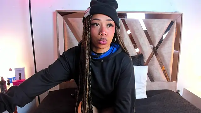 Snapshot of Katy_ortiiz chatting on July 17, 12:12 pm Katy ortiiz online show from July 17, 12:12 pm
