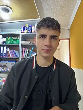 Snapshot of AdrianRinaldi chatting on May 29, 1:42 pm AdrianRinaldi online show from May 29, 1:42 pm