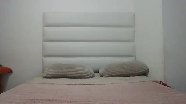 SexyNonnyy online show from April 28, 3:11 am