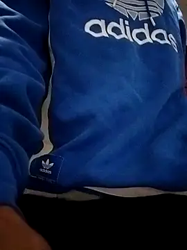 santiidamm online show from March 3, 7:03 am