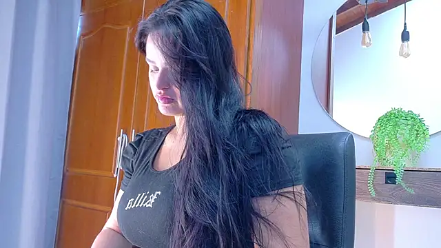 Jennifer Vega1 online show from April 9, 8:58 pm