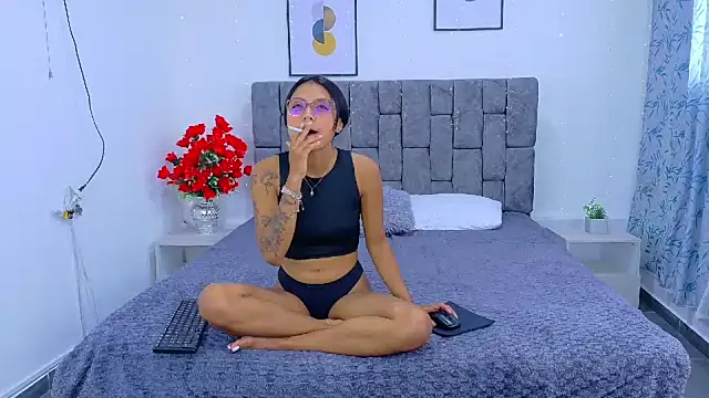 Soffia Konig  online show from January 8, 7:27 pm