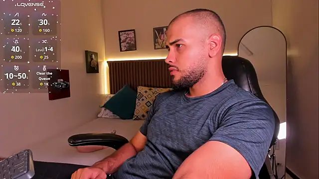 Snapshot of Marcus_Soler chatting on April 28, 2:11 pm Marcus Soler online show from April 28, 2:11 pm