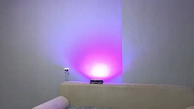 Somniyaa online show from April 10, 10:03 pm