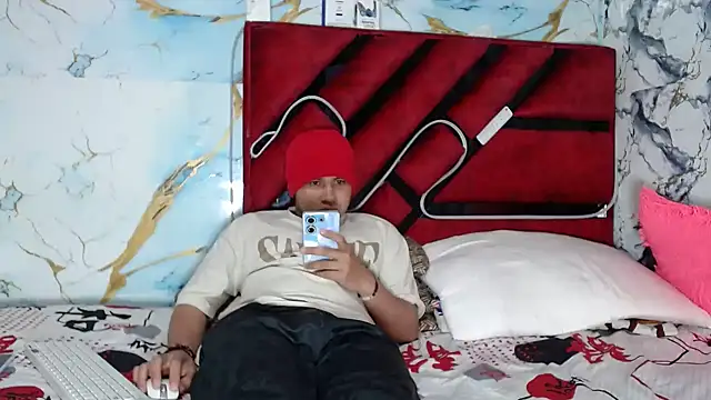 Snapshot of hot_lady19 chatting on February 2, 5:55 pm hot lady19 online show from February 2, 5:55 pm