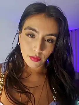 Snapshot of AliishaPss chatting on November 15, 4:21 am AliishaPss online show from November 15, 4:21 am