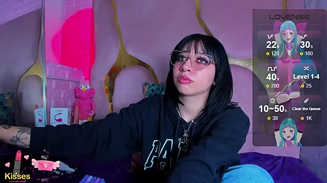 Niina Sissy online show from April 9, 5:18 am