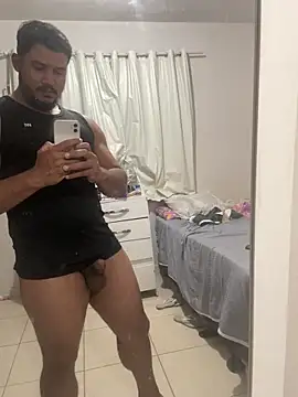 alanjordan100 online show from February 15, 3:25 am