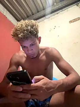 Snapshot of CHARLY-- chatting on September 10, 5:40 am CHARLY-- online show from September 10, 5:40 am