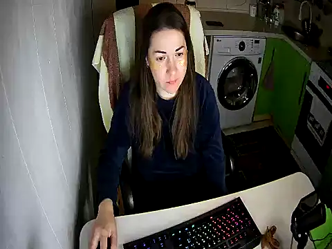 Snapshot of Adda1205 chatting on April 11, 11:09 pm Adda1205 online show from April 11, 11:09 pm