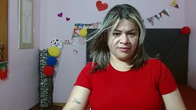 Snapshot of pamela_echeverria chatting on July 13, 11:35 am pamela echeverria online show from July 13, 11:35 am
