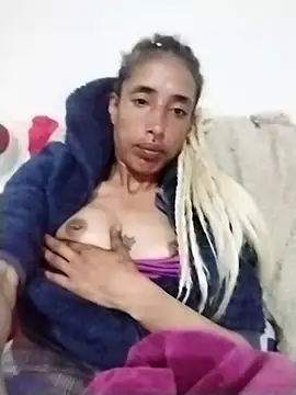Snapshot of catrina_love chatting on April 6, 6:53 pm catrina love online show from April 6, 6:53 pm