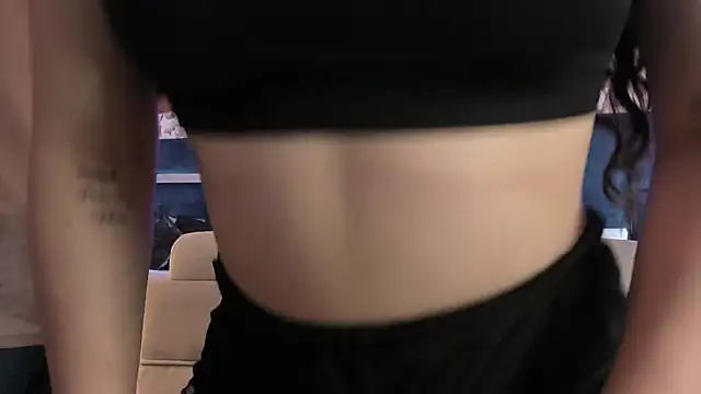 Snapshot of NickandAbby_ chatting on February 5, 7:51 pm NickandAbby online show from February 5, 7:51 pm