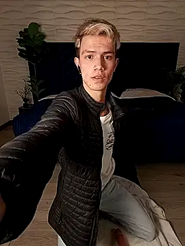 nicktorn online show from November 21, 4:05 pm