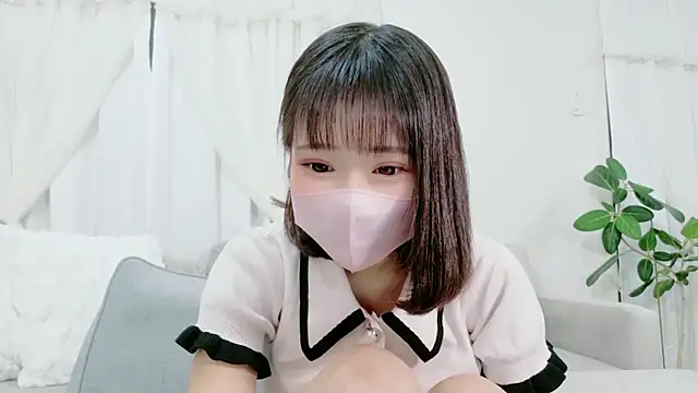 Snapshot of anone10101 chatting on April 27, 4:38 pm anone10101 online show from April 27, 4:38 pm