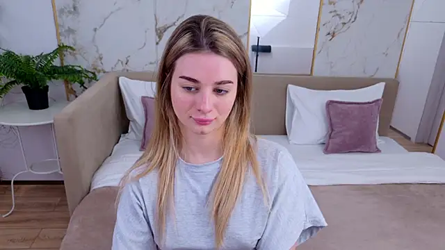 SweetyLicky online show from March 26, 4:12 pm