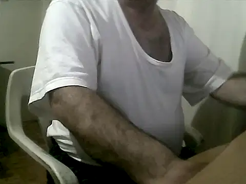 Snapshot of gerek27 chatting on May 13, 10:06 pm gerek27 online show from May 13, 10:06 pm