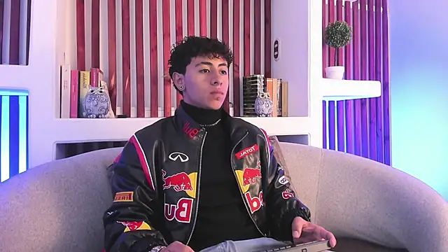 Snapshot of Troy_dalton chatting on September 29, 7:19 pm Troy dalton online show from September 29, 7:19 pm