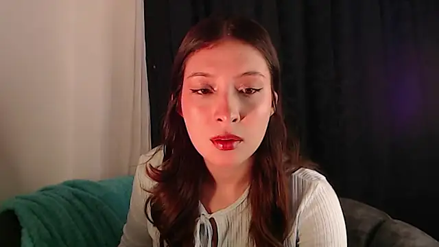 Snapshot of -Ivonny chatting on September 8, 9:47 pm -Ivonny online show from September 8, 9:47 pm