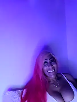 iamlalamilano online show from February 1, 5:55 pm