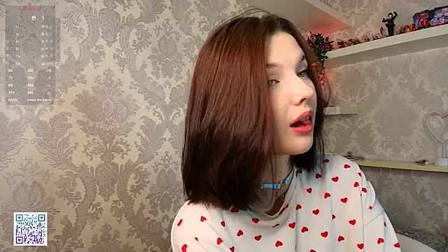 Snapshot of Fire_katie chatting on November 11, 10:21 pm Fire katie online show from November 11, 10:21 pm