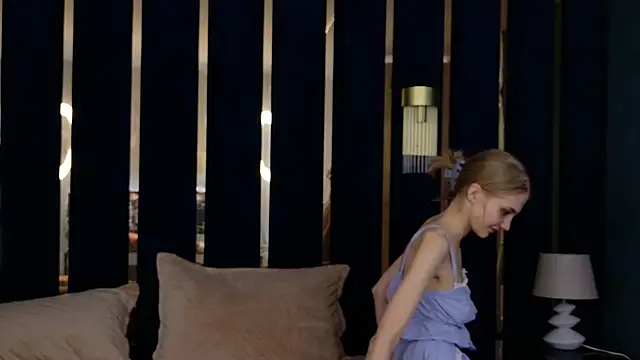 4example Chloe online show from March 3, 5:57 am